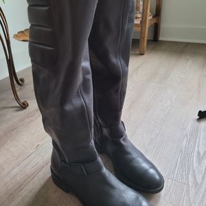 Size 9 "worn once" black leather motorcycle boots